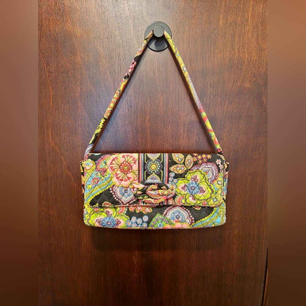 Vera Bradley 'Knot Just‎ a Clutch' 'Very Berry Paisley shoulder bag Colorful
